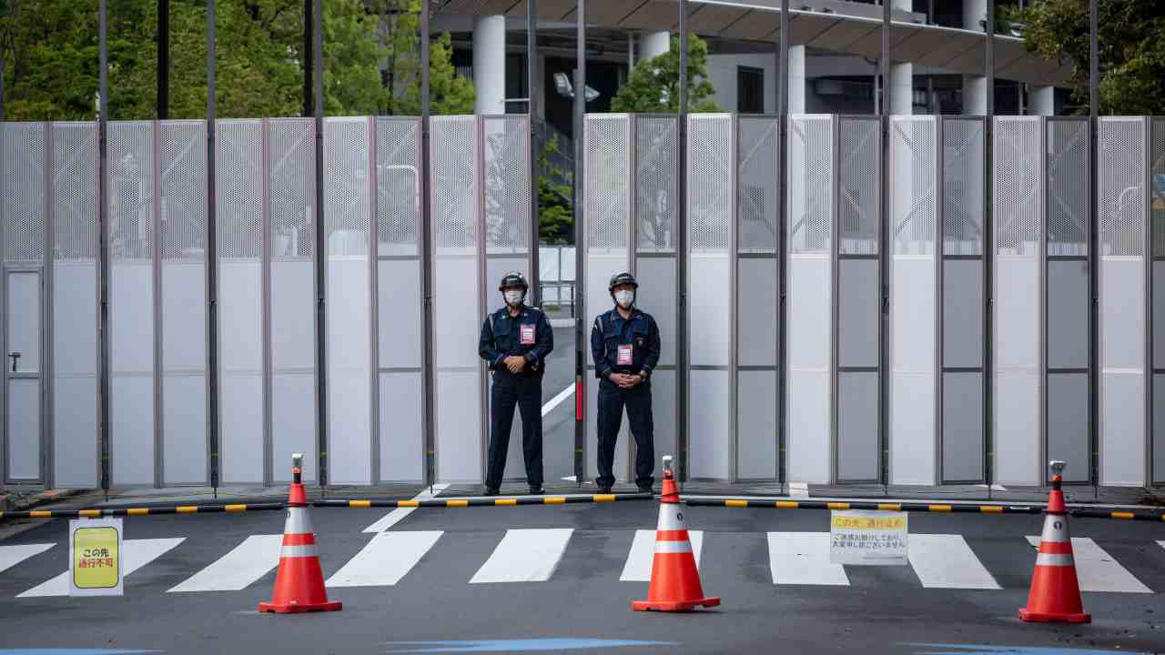 Guardie di sicurezza allo stadio
