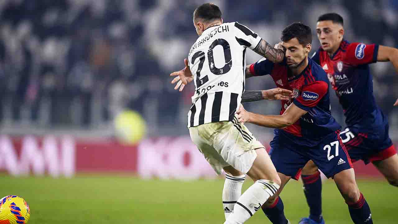 Juventus Cagliari Bernardeschi