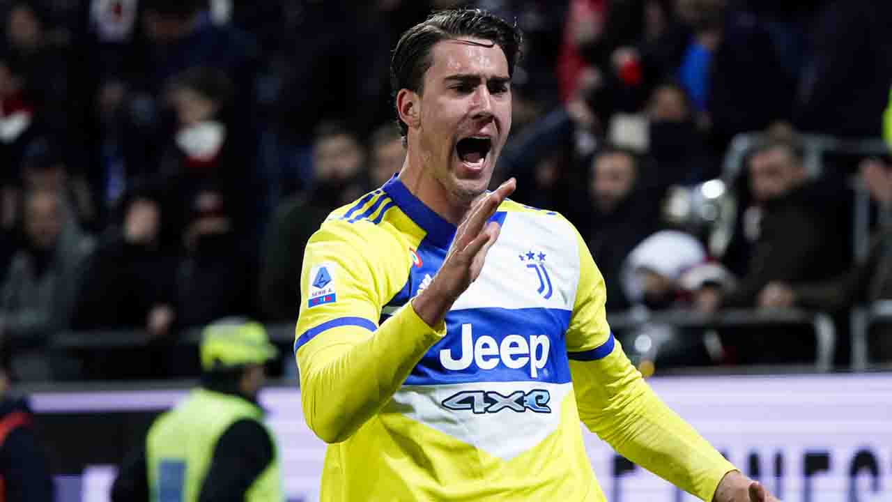 Cagliari Juventus Vlahovic