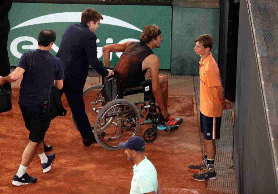 Alexander Zverev infortunio