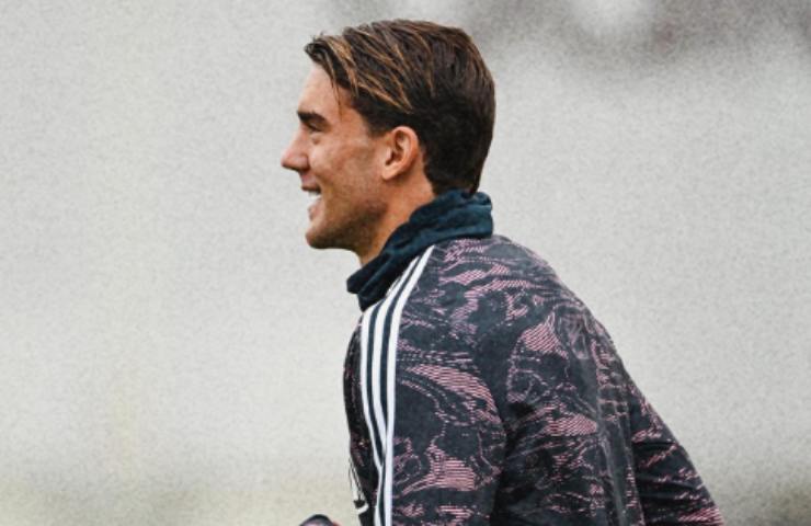 Il bianconero Dusan Vlahovic