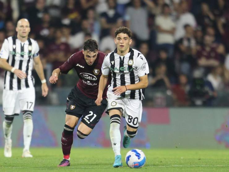 Pafundi nel suo esordio con la maglia dell'Udinese [Credit: LaPresse] - Sportitalia.com