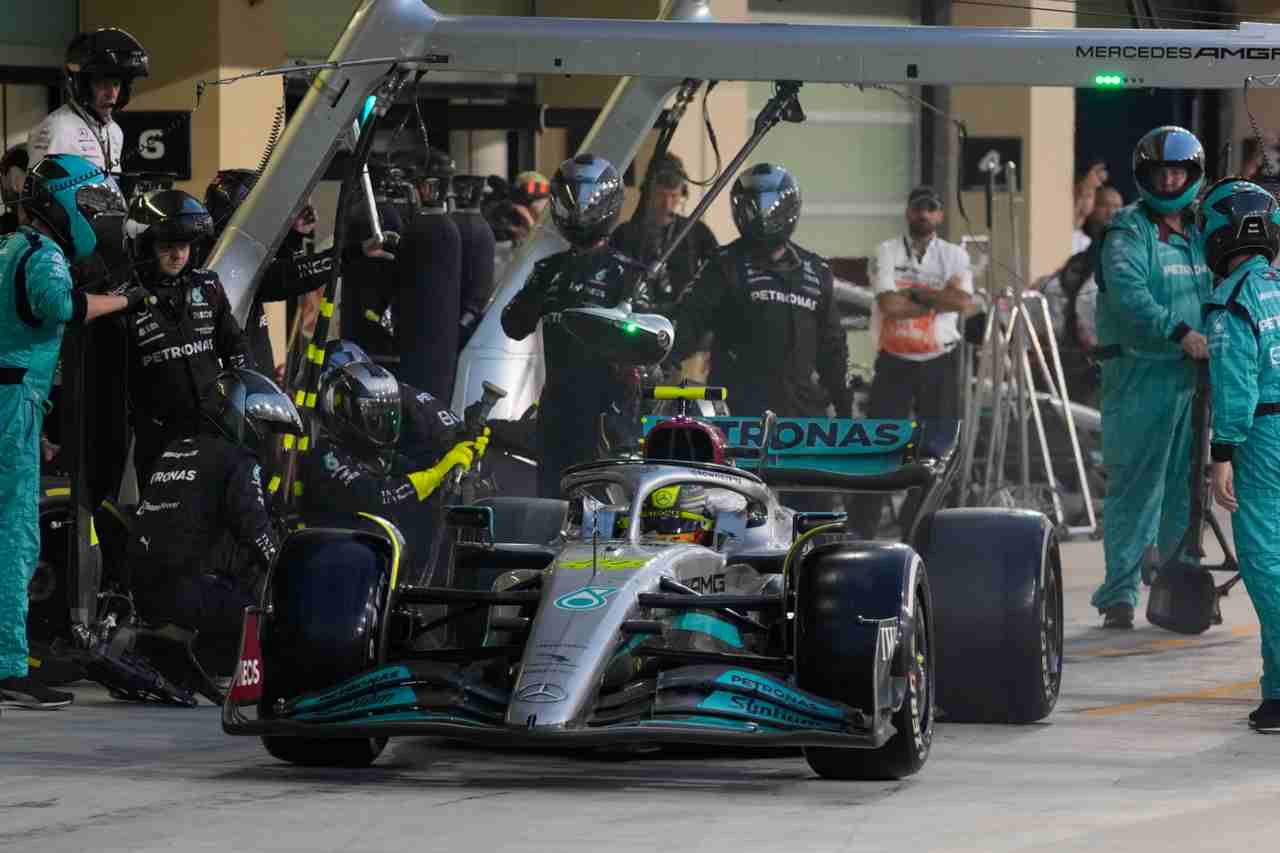 Allarme Mercedes Lewis Hamilton