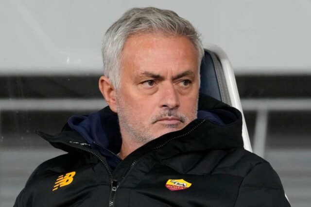 Mourinho via