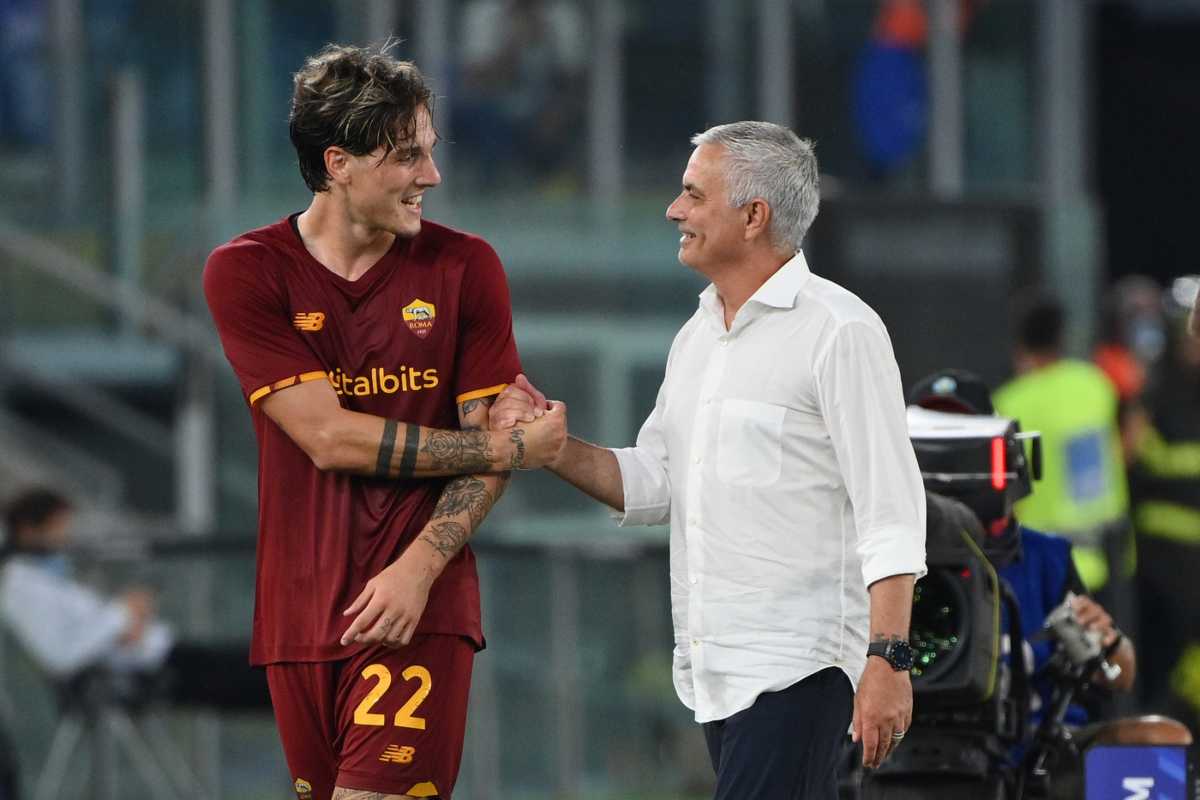 Josè Mourinho e Nicolò Zaniolo