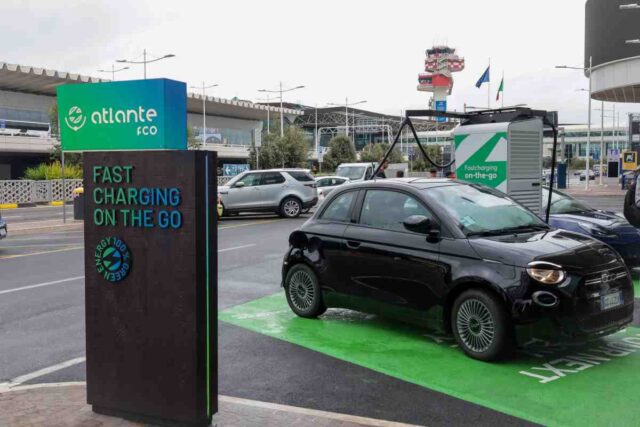 Auto elettriche è il caos