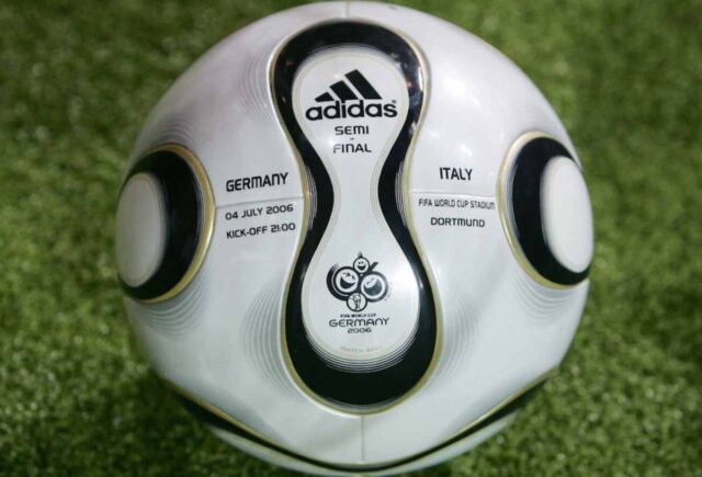 Pallone mondiale Esclusiva