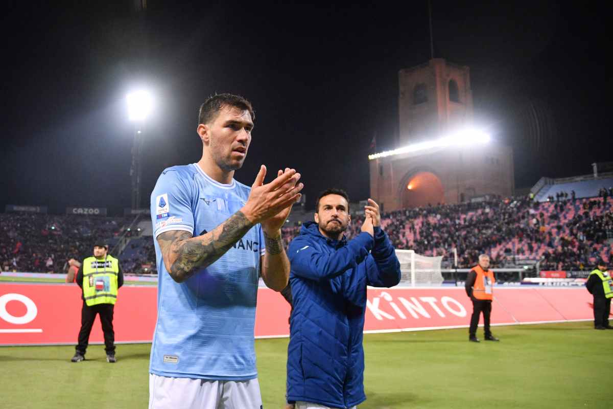 Quando Roma e Lazio si siedono allo stesso tavolo per parlare di mercato, la beffa è dietro l'angolo. Ecco l'ultima trovata della Lazio. 