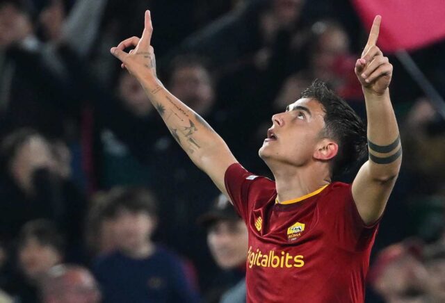 Tripletta Dybala Roma