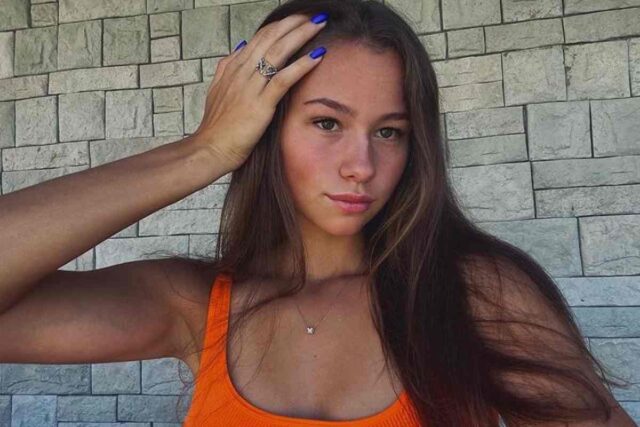 Ekaterina Reyngold, la tennista scatena i fan