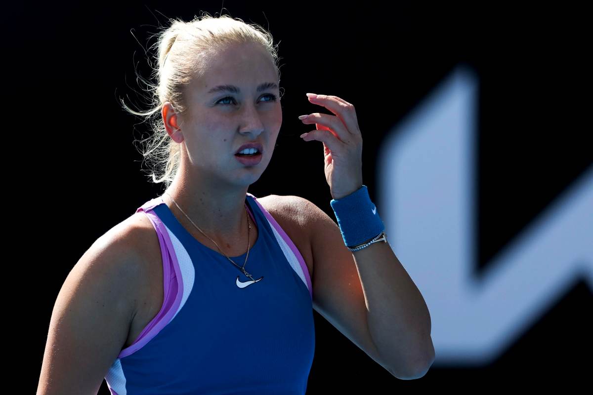 Anastasia Potapova incanta i fan