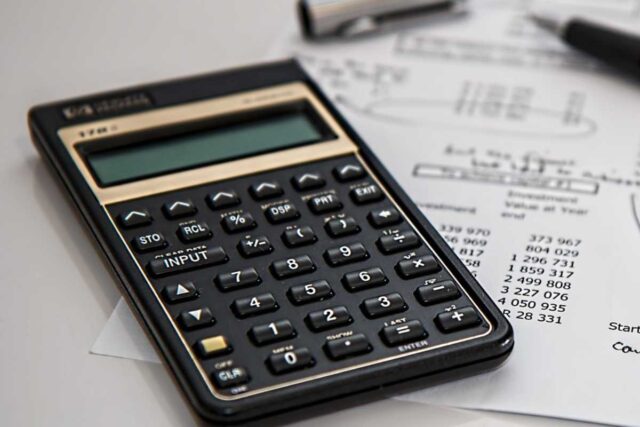 Assicurazioni in aumento: tremano gli automobilisti