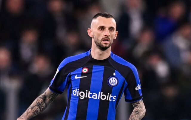 Lascia l'Inter e vola a Londra con lo scambio