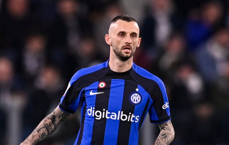 Lascia l'Inter e vola a Londra con lo scambio