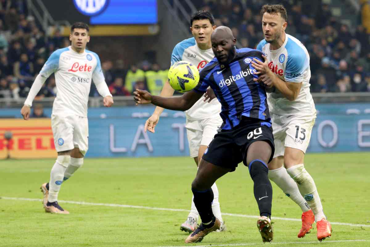 Napoli e Inter vogliono Danso: il difensore del Lens costa 20 milioni