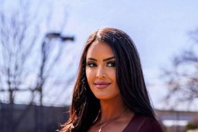 Rachel Stuhlmann tennis scollatura esplosiva