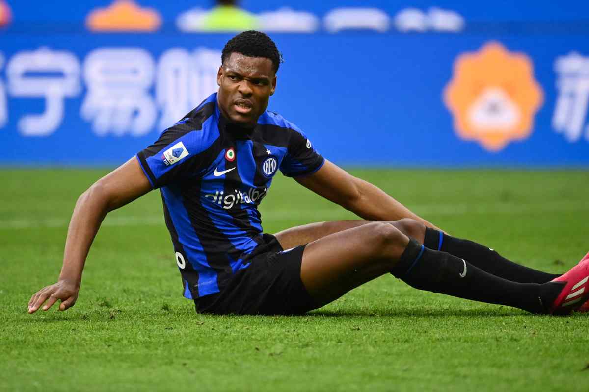 Dumfries in bianconero: svolta al sapore di Premier