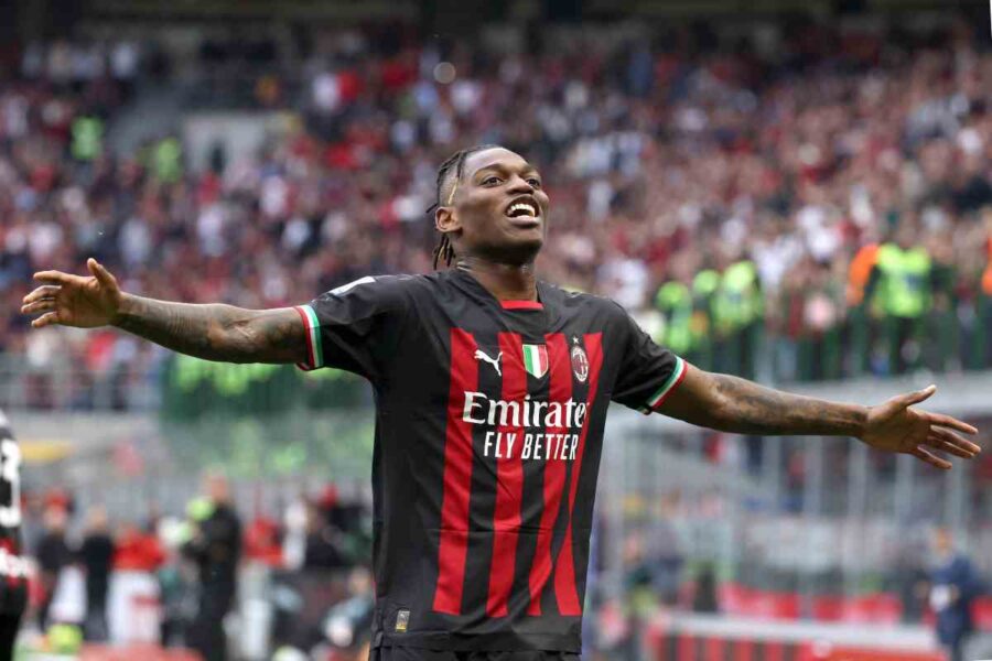 futuro milan leao
