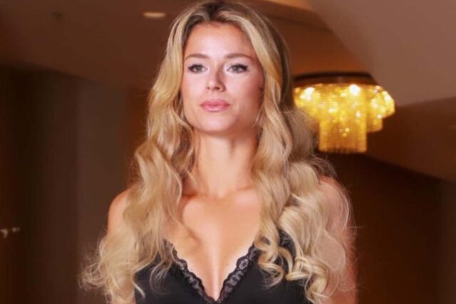 Camila Giorgi, selfie da urlo dopo la vittoria