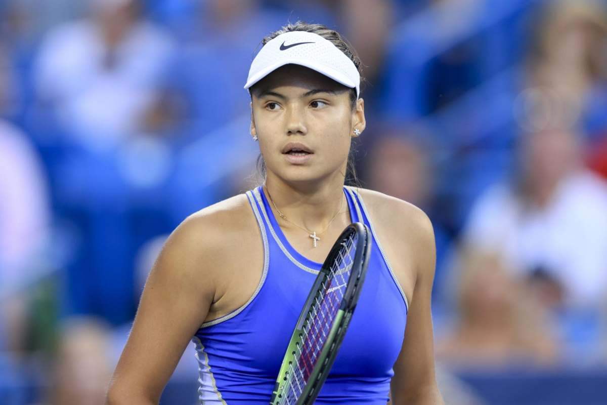 Emma Raducanu non è più la numero uno del Regno Unito