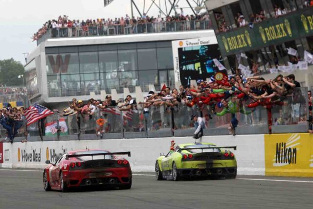 "Cacciato mentre mi trovavo in Ospedale": lo sfogo del pilota