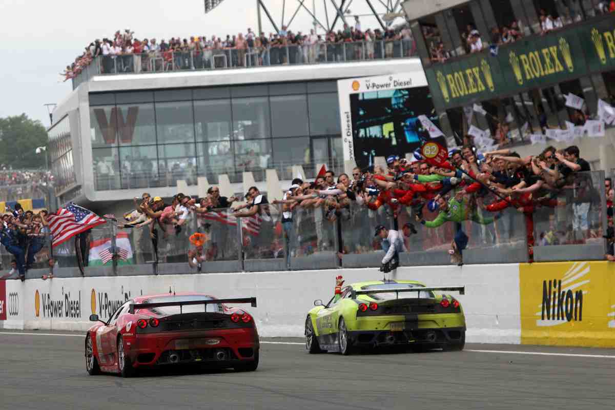 "Cacciato mentre mi trovavo in Ospedale": lo sfogo del pilota