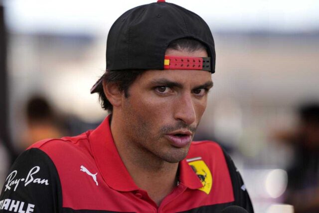 Sainz via dalla Ferrari: due offerte per il pilota spagnolo