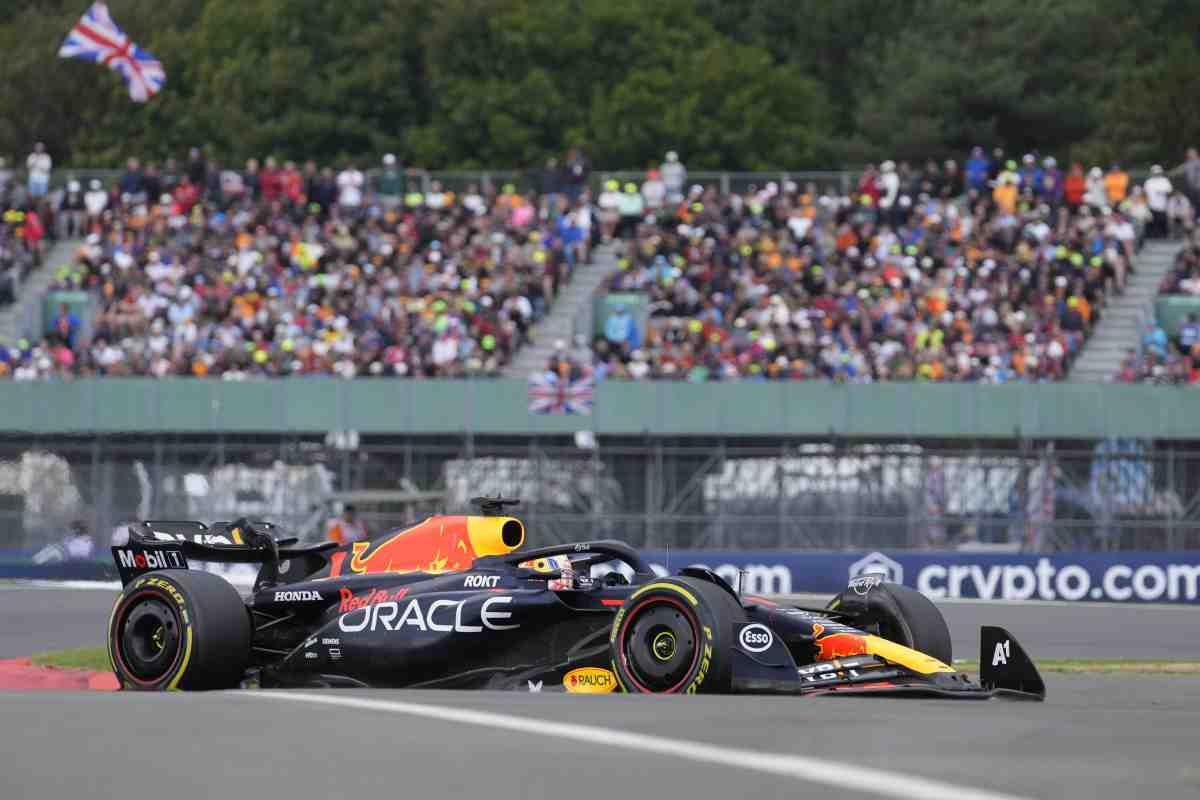 Formula Uno, ancora polemiche su Verstappen: stavolta è successo online