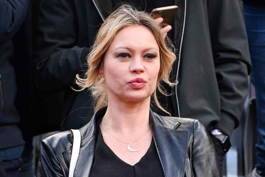 Anna Falchi da impazzire: scatto 'bombastico'