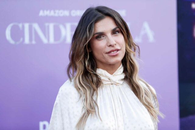Elisabetta Canalis esagerata: fan a bocca aperta