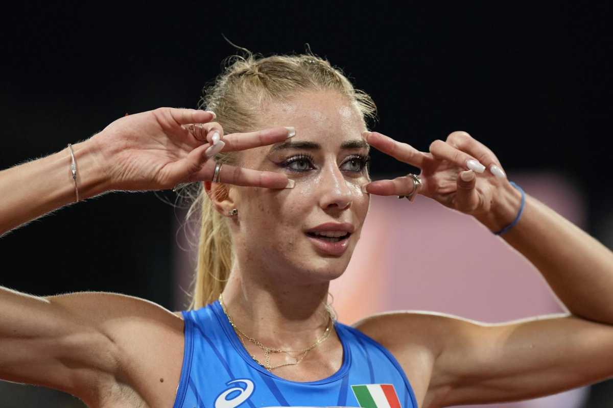 Gaia Sabbatini, torna il sorriso: in bikini fa strage di cuori