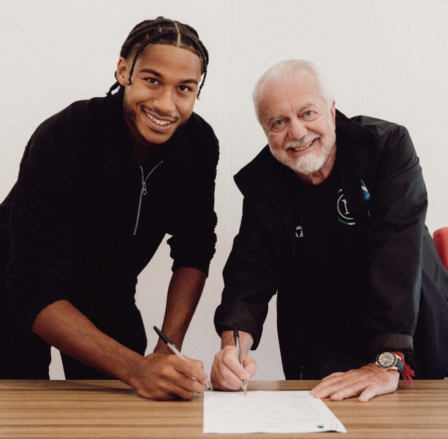 Cajuste e il presidente del Napoli De Laurentiis Esclusiva