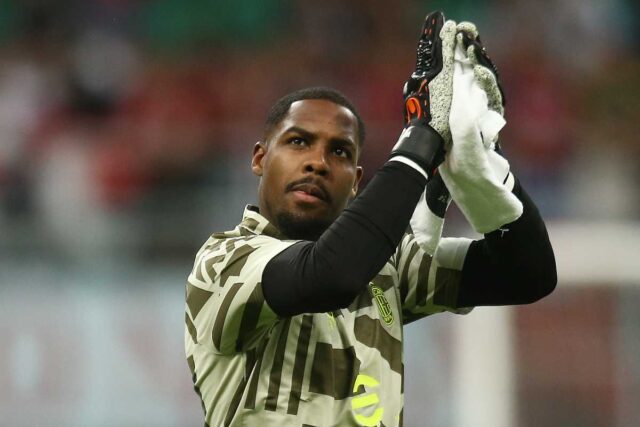 La Juventus sfida il Milan per Maignan