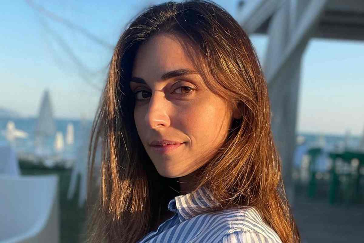 Miriam Candurro è incantevole: scatto in Abruzzo