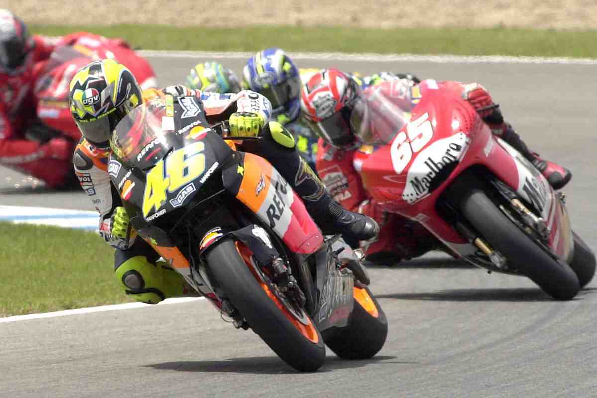 Tra Rossi e Capirossi grandi duelli e molto rispetto: che sfide