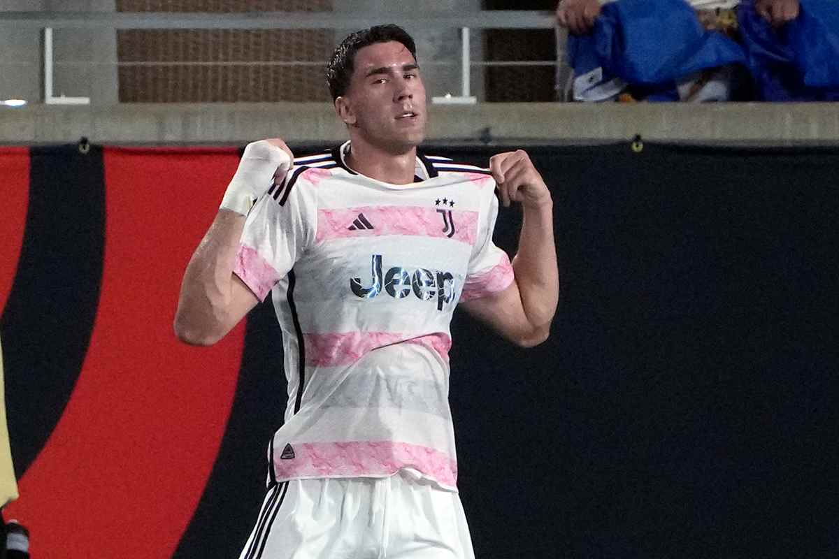 Allegri, attacco durissimo: "Tenere Vlahovic e cacciare lui"