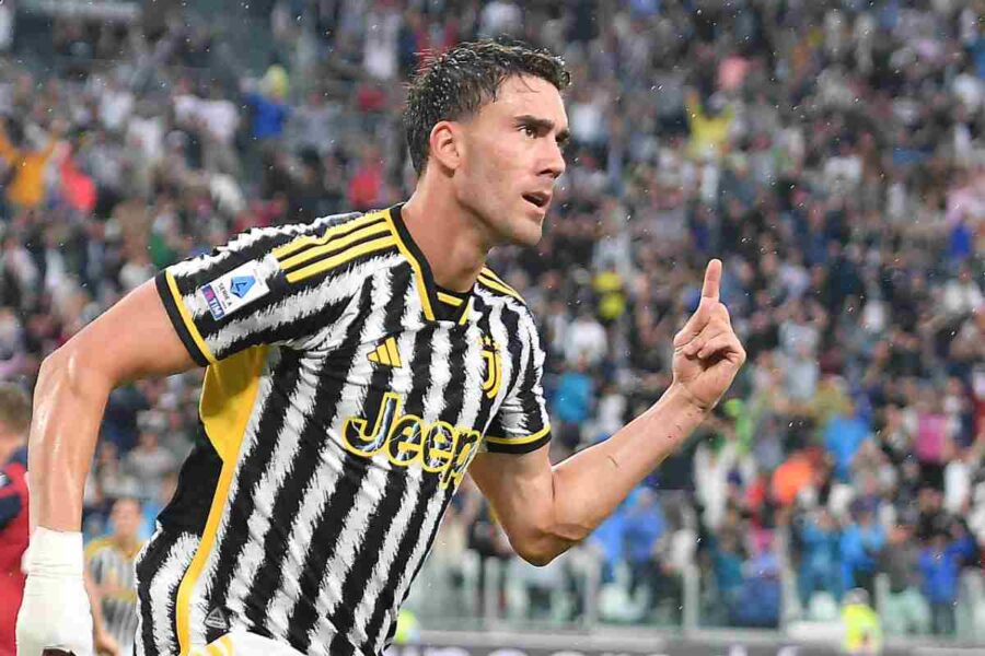È Vlahovic il colpo last minute: bye bye Juve