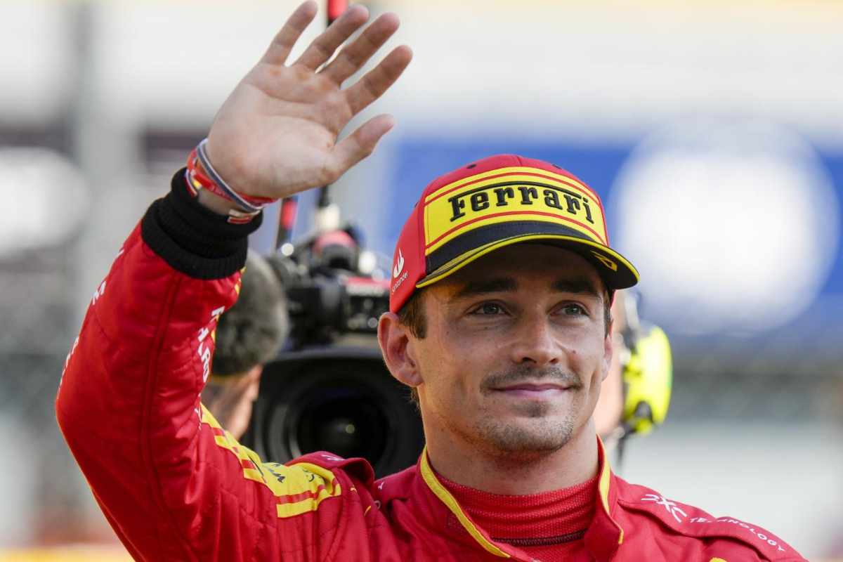 Ferrari, Leclerc annuncia il rinnovo: lo spoiler fa impazzire i tifosi