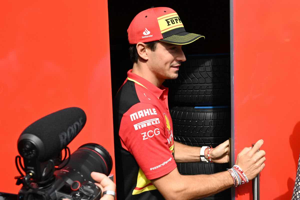 Verstappen fischiato, interviene Leclerc: il monegasco non ci sta