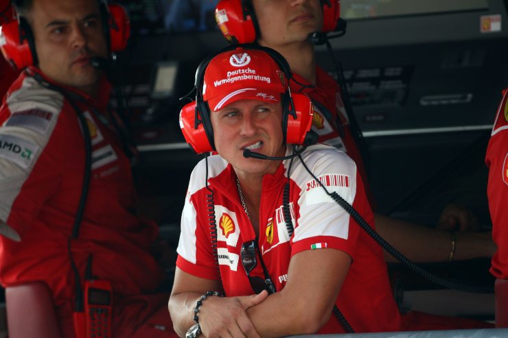 Umiliato l'ex pilota della Ferrari