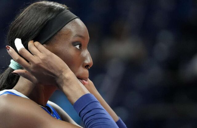 Caso Egonu, il presidente del CONI fa spallucce: i tifosi sono perplessi