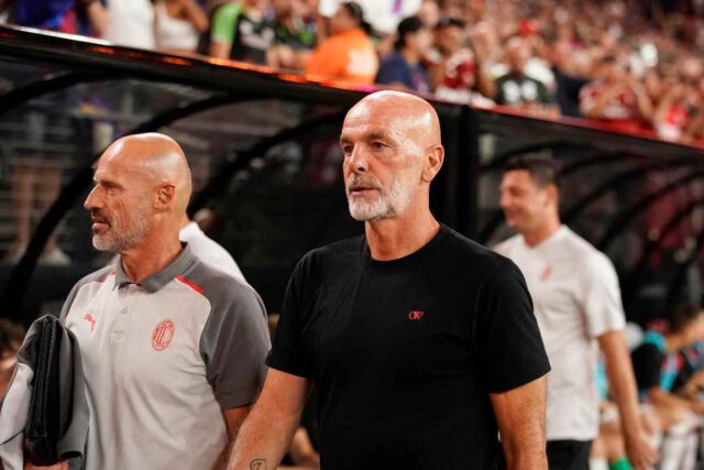 Pioli, i tifosi vogliono l'esonero: il Milan ha deciso