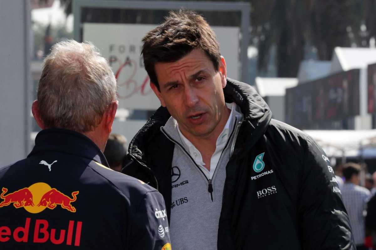 Polemica a distanza tra Toto Wolff e Verstappen