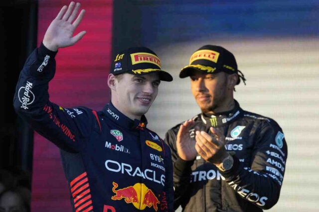 Hamilton provoca, Verstappen risponde