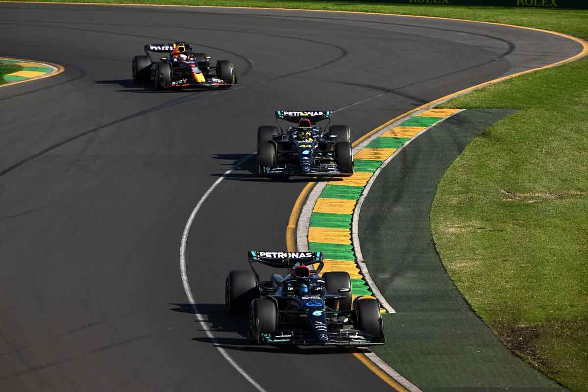 Mercedes, crisi di coppia per Hamilton e Russell