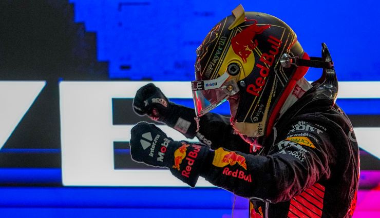 Verstappen, nessuna emozione dopo il trionfo: "Non cerco avversari al mio livello"