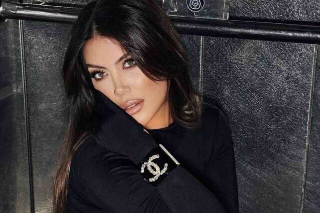 Il video hot di Wanda Nara in sala prove fa sognare i fan