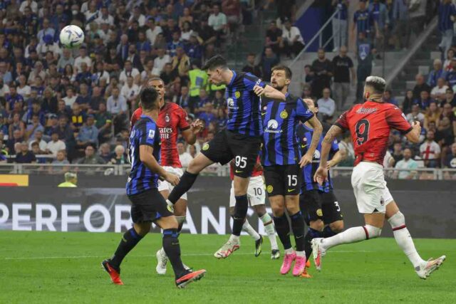 Calciomercato Milan, Zirzkee idea anche per l'Inter