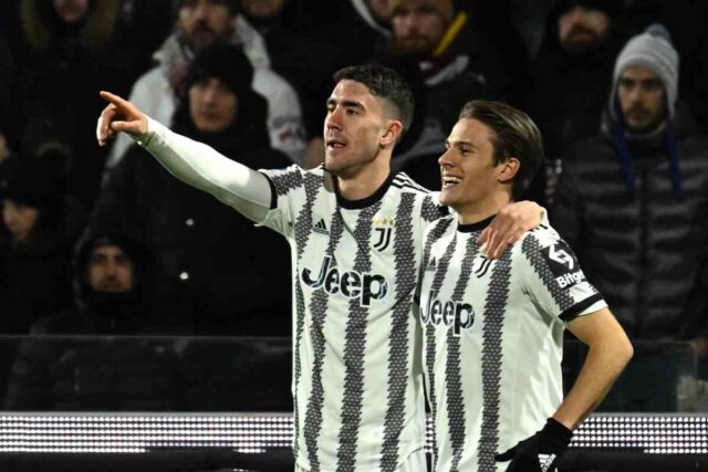 Vlahovic svolta imprevista: offerto in prestito