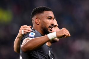 Il rinnovo di Bremer tarda ad arrivare